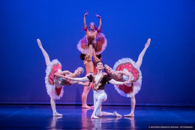 BlueBeard-Ballet-(Foto-Gus-Molina)ECT
