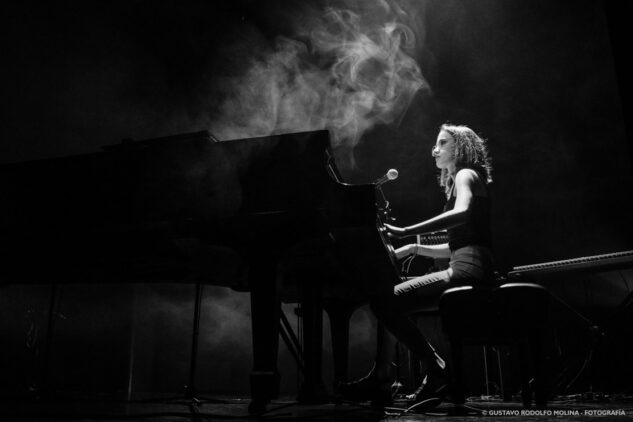 Davina-Donofrio-Duran-pianista-(Ph-Gus-Molina)