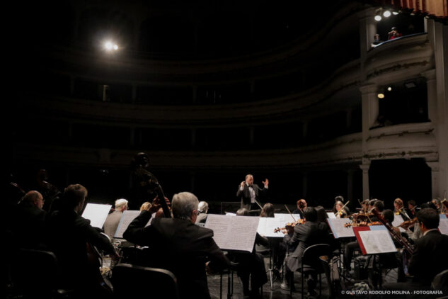 Orquesta-Estable-Coro-Molina)