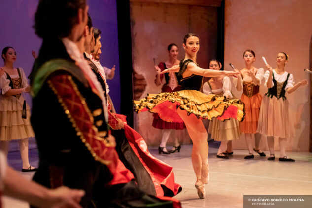 belen-serrano-Ballet-DonQuijote-(Foto-Gus-Molina)